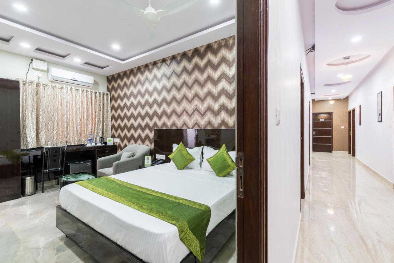 Treebo Greenwood Premier Suites, Old Airport Road Bangalore Exterior foto