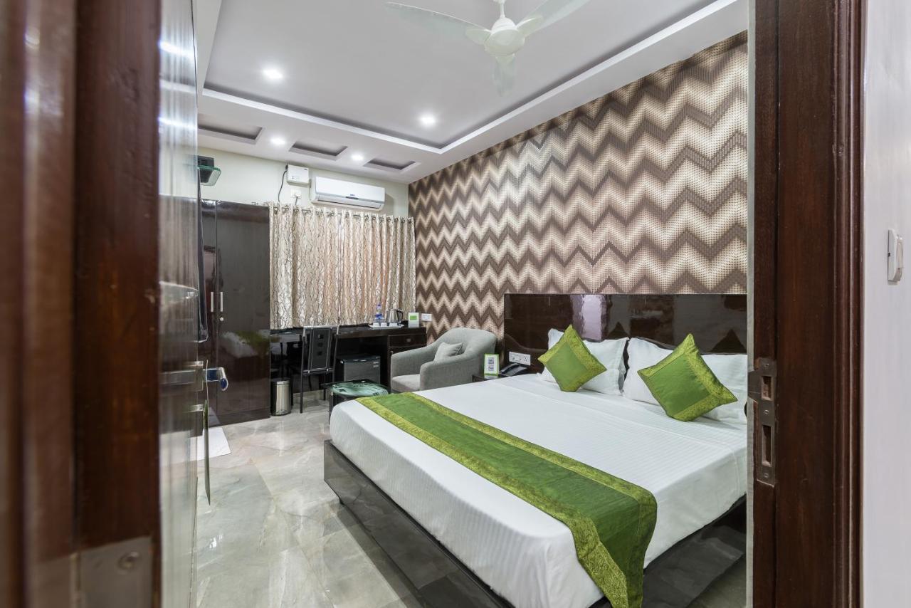 Treebo Greenwood Premier Suites, Old Airport Road Bangalore Exterior foto