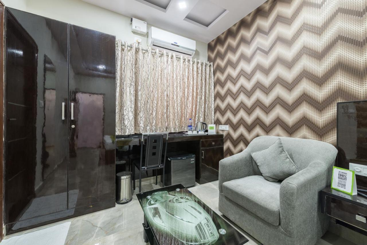 Treebo Greenwood Premier Suites, Old Airport Road Bangalore Exterior foto