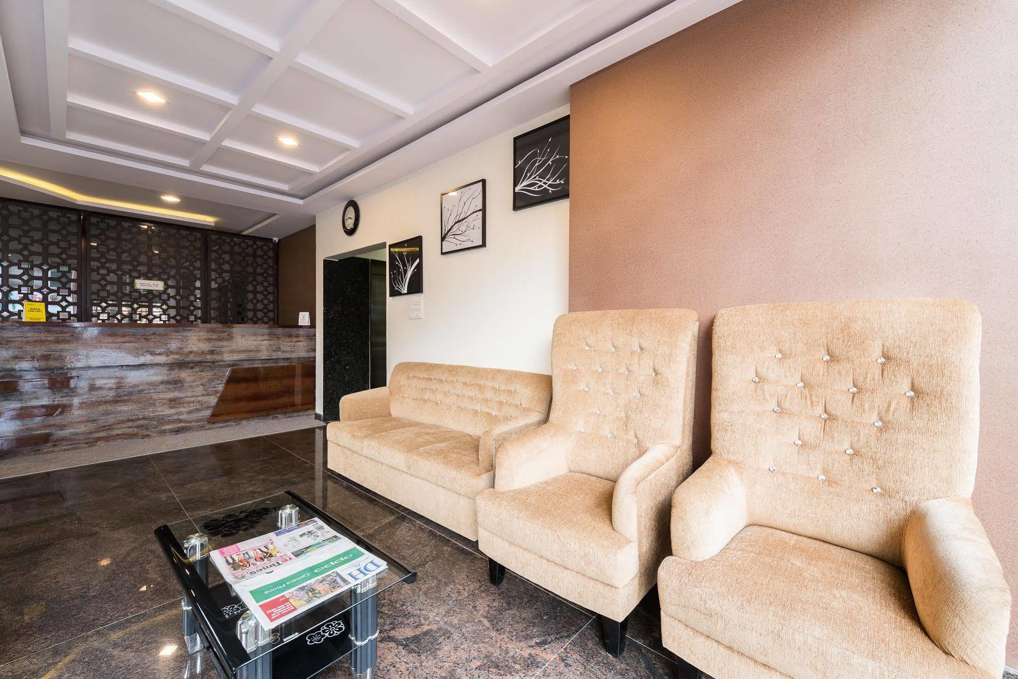 Treebo Greenwood Premier Suites, Old Airport Road Bangalore Exterior foto
