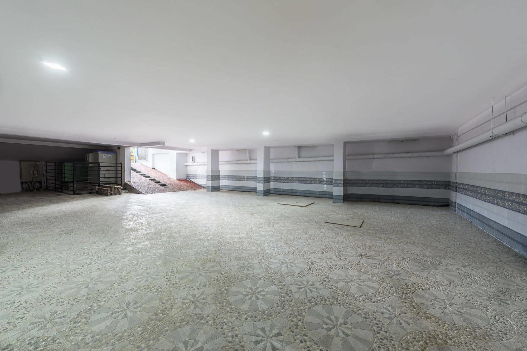 Treebo Greenwood Premier Suites, Old Airport Road Bangalore Exterior foto